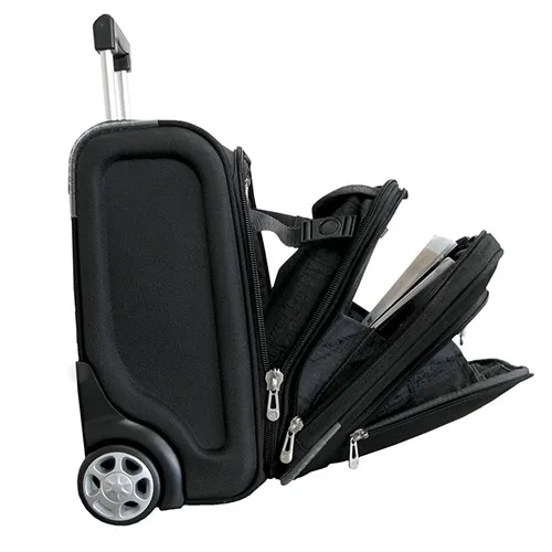 Moderný cestovný kufor