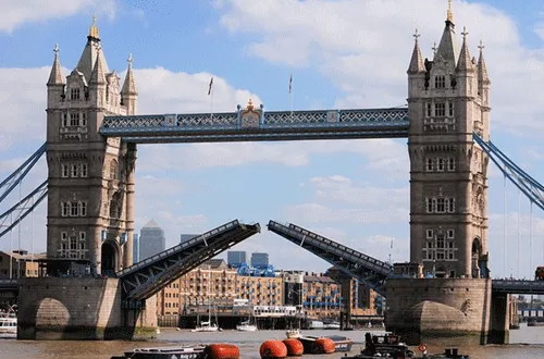 Tower bridge v Londýne